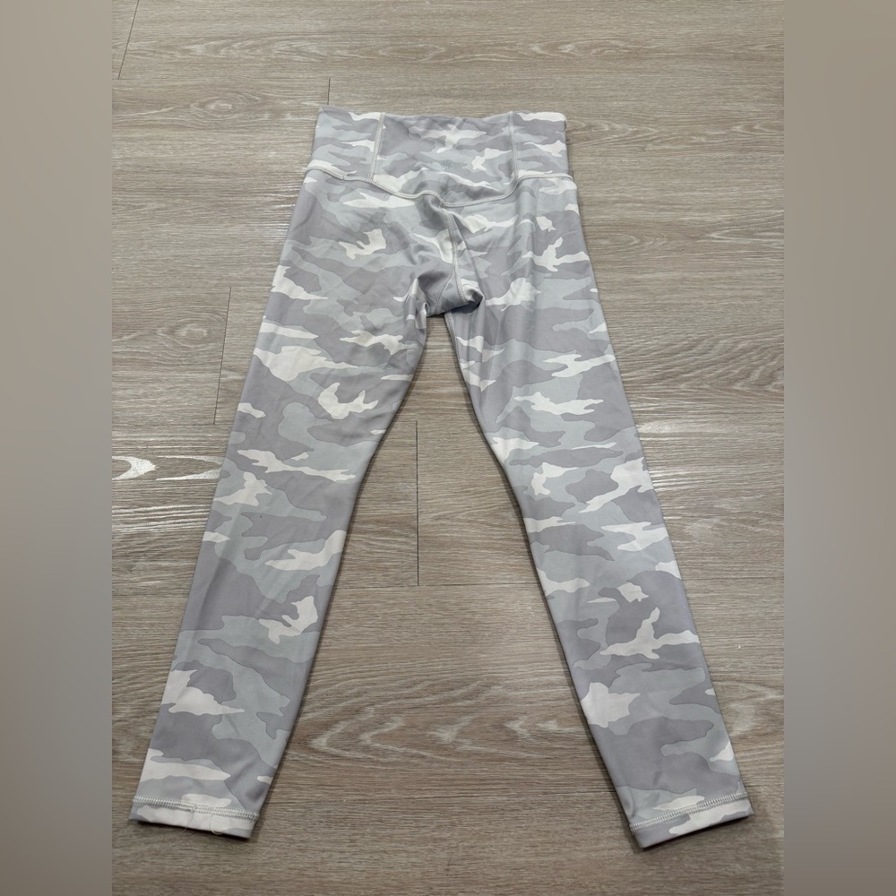 Athleta Elation 7/8 Tight - Taupe Camo - Picture 5 of 7